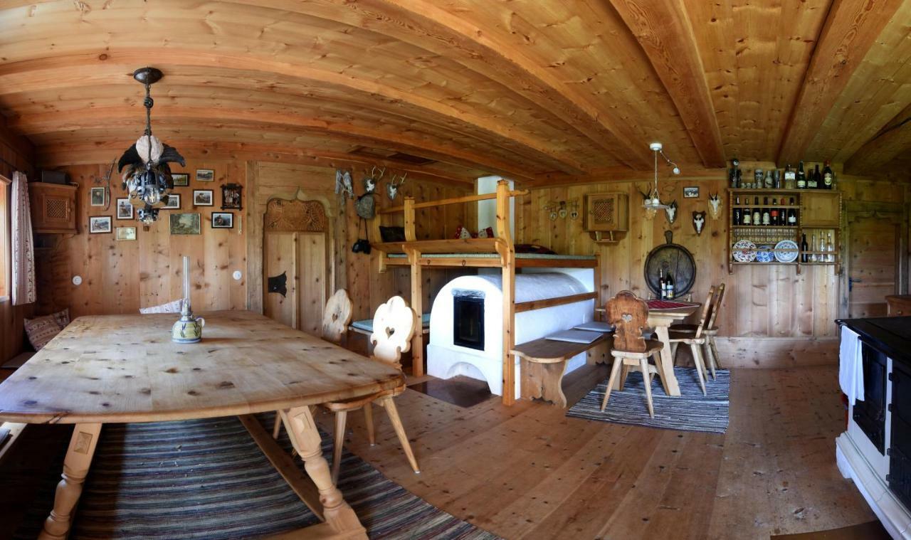 Hotel Garni Vanadis Urtijëi Buitenkant foto